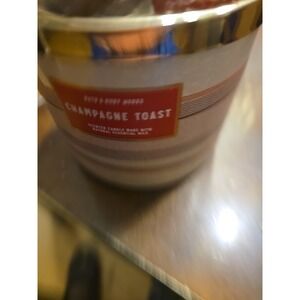 *NEW* CHAMPAGNE TOAST ~ 3 Wick CANDLE  ~ Bath & Body Works ~ SHIPS FREE!